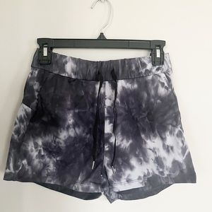 Tie-dye women’s shorts, size extra small